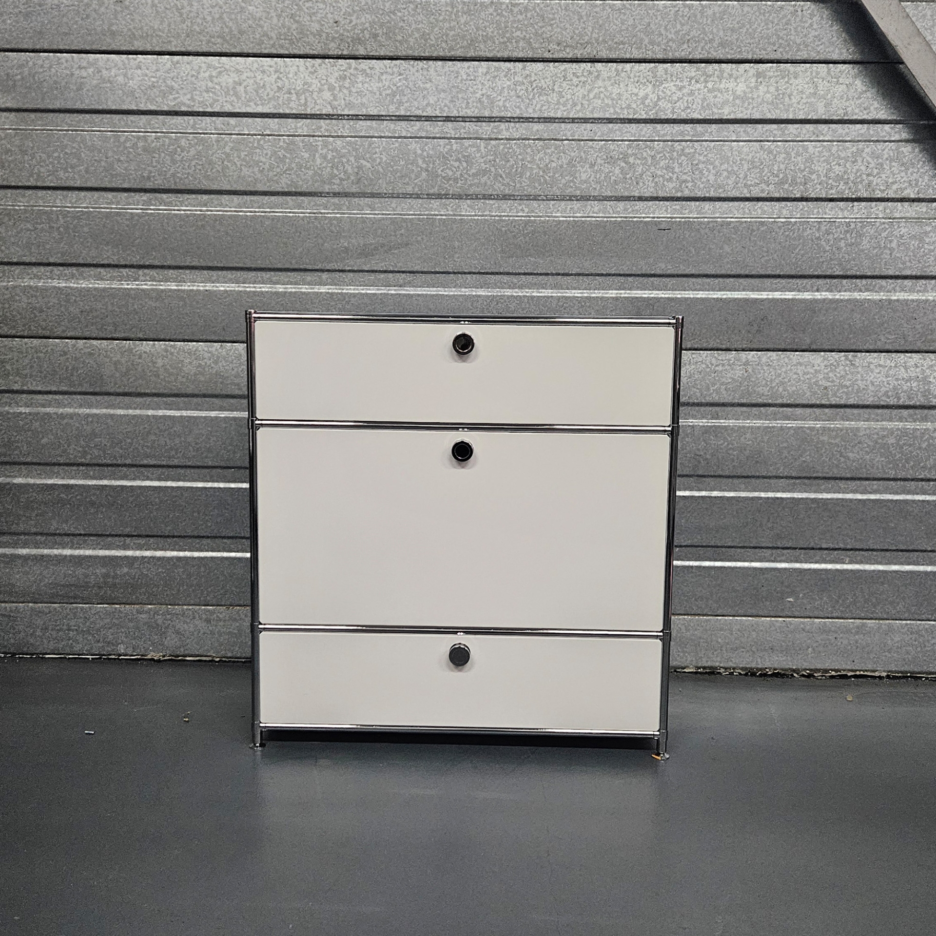 Buffet avec porte abattante et tiroirs OUTLET